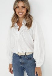 Biała Koszula Oversize Megona. Białe koszule damskie Born2be, m, bez wzorów, z bawełny, bez kołnierzyka, bez ramiączek. Za 139.99 zł.