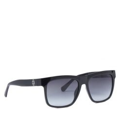 Okulary przeciwsłoneczne Guess. Czarne okulary przeciwsłoneczne damskie Guess. Za 499.99 zł.