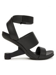 United Nude Sandały Eamz Hana 109040116 Czarny. Czarne sandały damskie United Nude, bez wzorów, ze skóry, bez obcasa, na koturnie, bez zapięcia. W wyprzedaży za 939.99 zł.