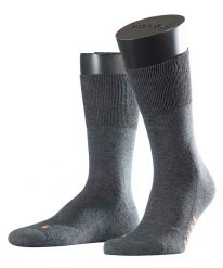 Skarpety Falke Run. Szare skarpetki damskie Falke, bez wzorów, z bawełny. Za 119.50 zł.