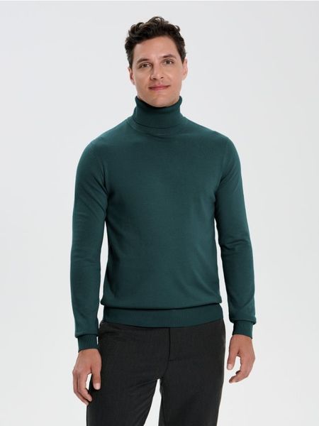Klasyczny golf - zielony. Zielone swetry męskie Sinsay, l, bez wzorów, klasyczne, bez kołnierzyka, bez ramiączek. Za 49.99 zł.