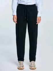 Spodnie damskie dresowe z przeszyciem czarne Pixelinap 906. Czarne spodnie dresowe damskie BIG STAR, bez wzorów, z dresówki, eleganckie. Za 179.99 zł.