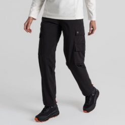 Damskie wodoodporne spodnie cargo Craghoppers Natales. Czarne spodnie sportowe damskie Craghoppers, bez wzorów, sportowe, trekkingowe. Za 410.45 zł.