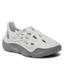 Półbuty Steve Madden. Szare półbuty damskie Steve Madden, bez wzorów, bez obcasa, na płaskiej podeszwie, bez zapięcia. Za 259.99 zł.