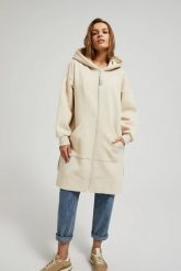Bluza oversize z kapturem beżowa. Brązowe bluzy damskie MOODO, m, bez wzorów, z bawełny, bez ramiączek, z kapturem. W wyprzedaży za 89.99 zł.