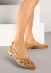 Brązowe Balerinki z Ażurową Cholewką Ulinisea. Brązowe balerinki damskie Born2be, na lato, w ażurowe wzory, z jeansu, eleganckie, bez obcasa, bez zapięcia. Za 69.99 zł.