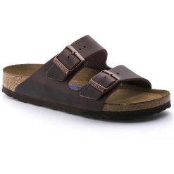 Klapki męskie Birkenstock Arizona. Brązowe klapki męskie Birkenstock, bez wzorów, z jeansu, bez zapięcia. Za 439.00 zł.
