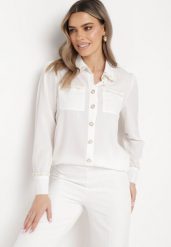 Biała Koszula o Klasycznym Fasonie z Perełkami Novellia. Białe koszule damskie Born2be, m, bez wzorów, eleganckie, bez kołnierzyka, bez ramiączek. Za 139.99 zł.