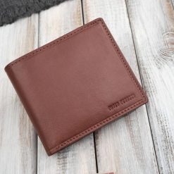 Poziomy portfel męski smukły w kolorze koniakowym Paolo Peruzzi AL-17-CG. Portfele męskie bez wzorów, ze skóry. Za 59.00 zł.