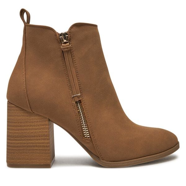 Botki Call It Spring. Brązowe botki damskie Call it Spring, bez wzorów, bez obcasa, na słupku, bez zapięcia. Za 299.99 zł.