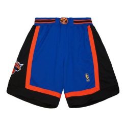 Szorty New York Knicks Authentic 1996/97. Niebieskie szorty damskie Mitchell & Ness, bez wzorów, sportowe. W wyprzedaży za 576.50 zł.