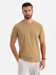 Koszulka bawełniana z nadrukiem i okrągłym dekoltem – ciemnooliwkowa V3. Zielone t-shirty męskie Ombre Clothing, m, bez wzorów, z bawełny, bez kołnierzyka, bez ramiączek. W wyprzedaży za 82.49 zł.
