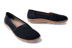 RIEKER 44854-14 blue, baleriny damskie. Niebieskie balerinki damskie Rieker, na lato, w ażurowe wzory, z gumy, bez obcasa, na koturnie, bez zapięcia. Za 239.92 zł.