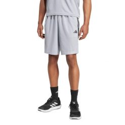 Krótki pikowany adidas Train Essentials 3-Stripes. Czarne buty sportowe męskie Adidas, bez wzorów, z materiału, bez zapięcia, na fitness i siłownię. Za 150.50 zł.