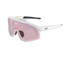 Okulary przeciwsłoneczne KOO Supernova. Czarne okulary przeciwsłoneczne damskie KOO. Za 859.99 zł.