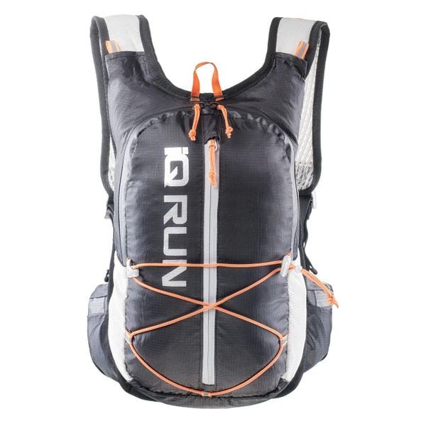 Plecak Cross The Line Ultrarunner 6L. Czarne plecaki męskie IQ, bez wzorów, z materiału. Za 154.91 zł.