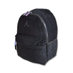 Plecak Air Jordan Corduroy Girls Mini Backpack Black - 2A0860-023. Czarne plecaki damskie Jordan, bez wzorów, sportowe. Za 259.00 zł.