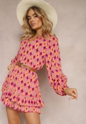 Fuksjowo-Pomarańczowy Kombinezon o Krótkim Fasonie z Gumką w Talii w Mozaikowy Print z Wiskozy Glimmeria. Czerwone sukienki damskie Renee, l, bez wzorów, z wiskozy, bez kołnierzyka, bez ramiączek, mini. Za 159.99 zł.