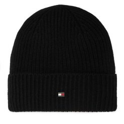 Czapka Tommy Hilfiger. Czarne czapki męskie Tommy Hilfiger, na zimę, bez wzorów. Za 369.99 zł.