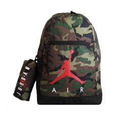 Plecak szkolny Air Jordan School Pencil Case Backpack Camo + Piórnik. Szare plecaki męskie Jordan, bez wzorów. Za 259.00 zł.