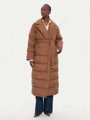 PINKO Płaszcz zimowy Taccuino 103829 A0L5 Brązowy Regular Fit. Brązowe płaszcze damskie Pinko, na zimę, l, bez wzorów, z syntetyku, bez kołnierzyka, bez kaptura. Za 1,849.00 zł.