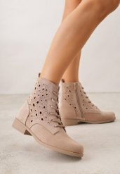 Ciemnobeżowe Ażurowe Botki ze Sznurowaną Cholewką Sephylia. Brązowe botki damskie Renee, w ażurowe wzory, z jeansu, boho, bez obcasa, na płaskiej podeszwie, bez zapięcia. Za 119.99 zł.