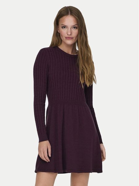ONLY Sukienka dzianinowa 15306551 Bordowy Regular Fit. Czerwone sukienki damskie ONLY, l, bez wzorów, z dzianiny, bez kołnierzyka, bez ramiączek. Za 179.99 zł.