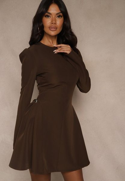 Brązowa Sukienka o Rozkloszowanym Kroju z Ozdobą z Boku Eleslia. Brązowe sukienki damskie Renee, m, z aplikacjami, bez kołnierzyka, bez ramiączek, mini, rozkloszowane. Za 149.99 zł.