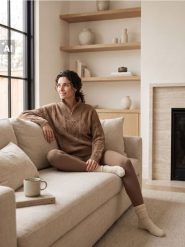 Sweter chunky half-zip z półgolfem, z domieszką wełny - beżowy. Brązowe swetry nierozpinane damskie Sinsay, l, bez wzorów, z wełny, bez kołnierzyka, bez ramiączek. Za 69.99 zł.