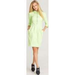 SUKIENKA SPECIAL ELISABETTA FRANCHI. Żółte sukienki damskie Elisabetta Franchi, na imprezę, bez wzorów, ze skóry ekologicznej, bez kołnierzyka, bez ramiączek, mini, dopasowane. Za 1,659.00 zł.
