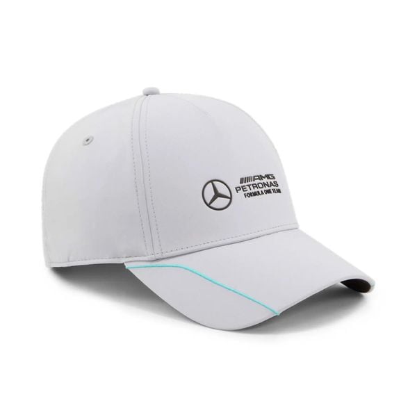 Czapka z daszkiem Puma MAPF1. Czarne czapki damskie Puma, bez wzorów, z bawełny, eleganckie. Za 144.85 zł.