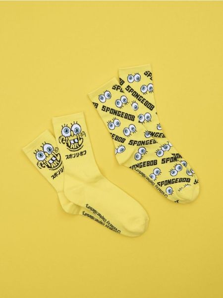 Skarpetki 2 pack SpongeBob - wielobarwny. Skarpety męskie Sinsay, bez wzorów. Za 12.99 zł.