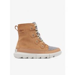 Buty zimowe damskie Sorel Explorer Next Joan WP. Brązowe obuwie trekkingowe damskie Sorel, bez zapięcia. W wyprzedaży za 489.00 zł.