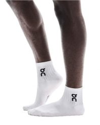 Skarpety On Logo Sock Mid 3. Białe skarpety męskie On, bez wzorów, z bawełny. Za 89.99 zł.