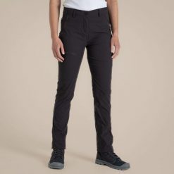 Spodnie trekkingowe damskie Craghoppers NosiLife PRO Trouser III. Brązowe spodnie sportowe damskie Craghoppers, na lato, bez wzorów, sportowe, trekkingowe. Za 399.99 zł.