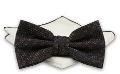 Granatowo-Brązowa Elegancka Mucha z Białą Poszetką -CHATTIER- Męska, w Zygzaki, Wzór Geometryczny. Niebieskie krawaty i muchy Chattier, bez wzorów, eleganckie. Za 59.00 zł.
