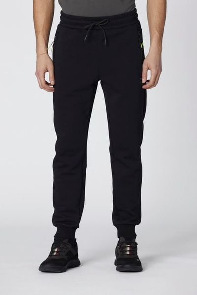 AERONAUTICA MILITARE Czarne męskie dresowe spodnie Sporty, Rozmiar XXL. Czarne spodnie sportowe męskie Aeronautica Militare, l, bez wzorów, z bawełny. W wyprzedaży za 320.99 zł.