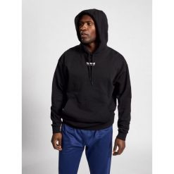 Bluza z kapturem Hummel Active Winter. Czarne bluzy damskie Hummel, bez wzorów, sportowe, bez ramiączek, z kapturem. Za 246.00 zł.