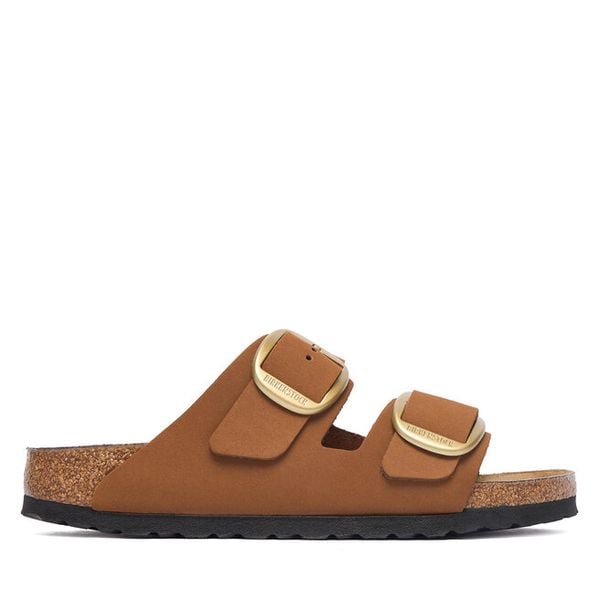 Klapki Birkenstock. Brązowe klapki damskie Birkenstock, bez wzorów, bez obcasa, bez zapięcia. Za 674.99 zł.