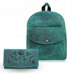 Paolo Peruzzi Portfel damski skórzany T-01-GR plecaczek damski miejski zielony vintage T-18-HGR zestaw prezentowy ZUP-113-GR. Zielone portfele damskie Paolo Peruzzi. Za 462.30 zł.