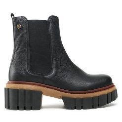 Sztyblety Maciejka. Czarne botki damskie Maciejka, bez wzorów, bez obcasa, na słupku, bez zapięcia. Za 399.99 zł.