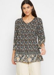 Tunika shirtowa ze zrównoważonej wiskozy. Czarne tuniki damskie bonprix, bez wzorów, z wiskozy, bez ramiączek. Za 109.99 zł.