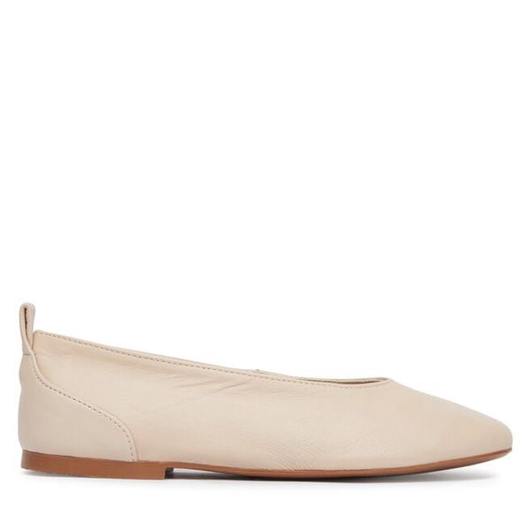 Baleriny Tamaris. Białe balerinki damskie Tamaris, bez wzorów, bez obcasa, bez zapięcia. Za 204.99 zł.