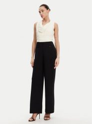DKNY Kombinezon DD4JGD26 Czarny Regular Fit. Czarne sukienki damskie DKNY, bez wzorów, z syntetyku, bez kołnierzyka, bez ramiączek. Za 349.99 zł.