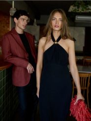 Lniana marynarka slim fit - miedziany. Brązowe garnitury męskie Reserved, bez wzorów, z tkaniny. W wyprzedaży za 329.99 zł.