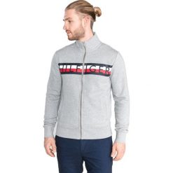 Tommy Hilfiger Bluza Szary. Szare bluzy męskie Tommy Hilfiger, xl, bez wzorów, z bawełny, bez ramiączek, bez kaptura. Za 567.95 zł.