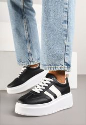 Czarne Sneakersy Typu Kultowe Tenisówki na Platformie Redoreve. Czarne trampki i tenisówki damskie Renee, bez wzorów, z jeansu, bez zapięcia. Za 74.99 zł.