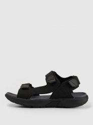 4F Sandały SVING męskie - czarne 40. Czarne sandały męskie 4F, na lato, bez wzorów, z gumy, wakacyjne, bez zapięcia. Za 199.99 zł.