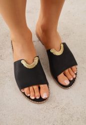 Czarne Klapki VICES z Biżuteryjnym Detalem w Kształcie Łuku Himemelle. Czarne klapki damskie Born2be, z aplikacjami, z jeansu, biznesowe, bez obcasa, na płaskiej podeszwie, bez zapięcia. Za 79.99 zł.