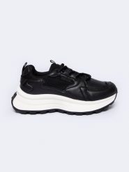 Sneakersy damskie czarne NN274A106 906. Czarne obuwie sportowe damskie BIG STAR, bez wzorów, bez zapięcia. W wyprzedaży za 139.99 zł.